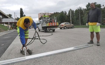 Útburkolati jelfestések miatt parkolóhelyek lesznek lezárva Dombóváron