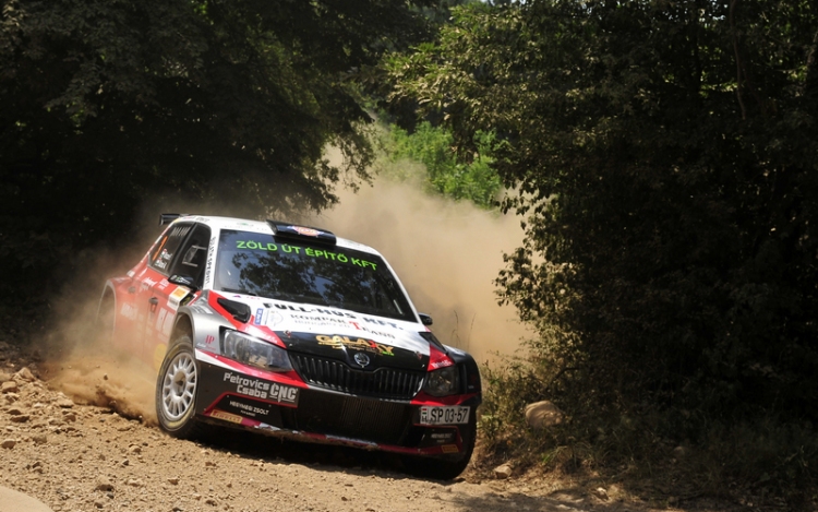 Rally: a biztos harmadik