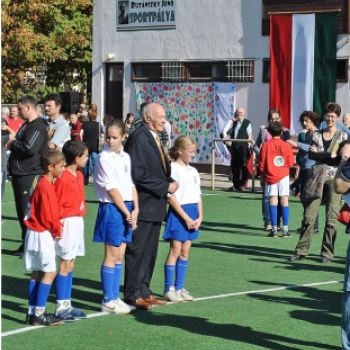 Buzánszky Jenő Sportpálya avató