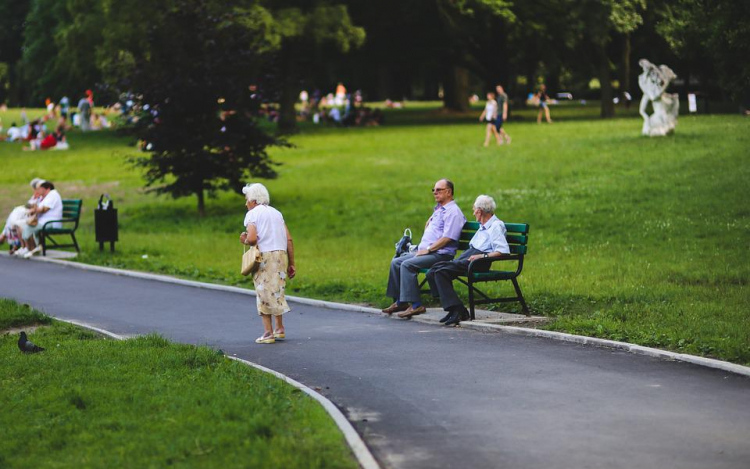 Egy felmérés szerint az átlag 69 éves nyugdíjkorhatárra számít 